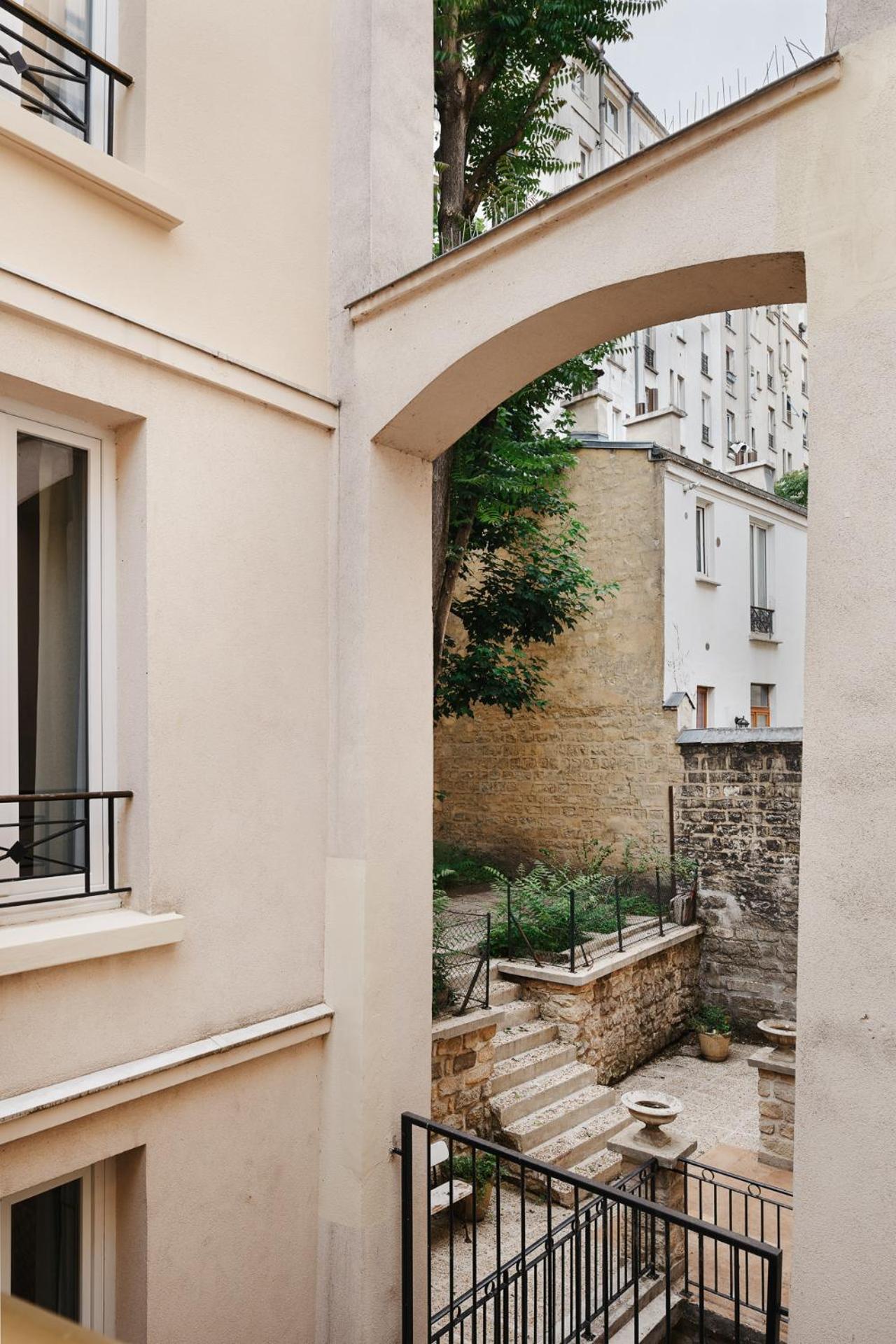 Apart-hotel Edgar Montmartre - Paul
